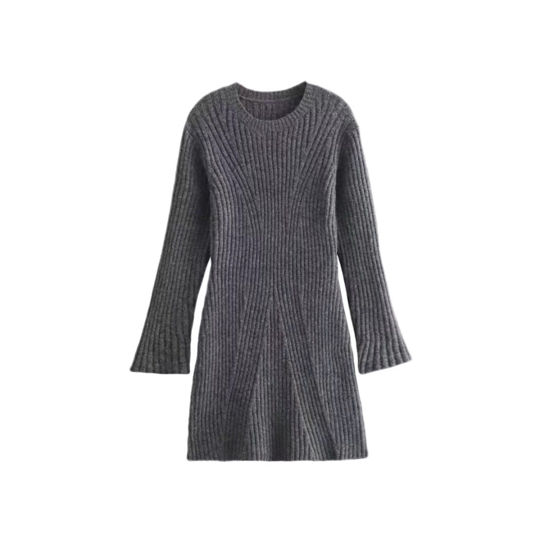 Robe Tricotée à Col Montant – Automne & Hiver