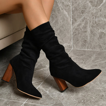 Bottes Hautes à Talons Carrés – Élégance & Confort d’Hiver