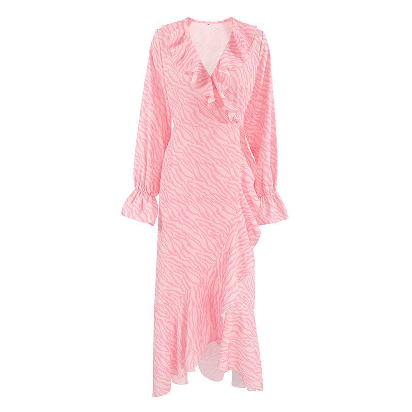 Robe à Col V – Volants & Manches Évasées